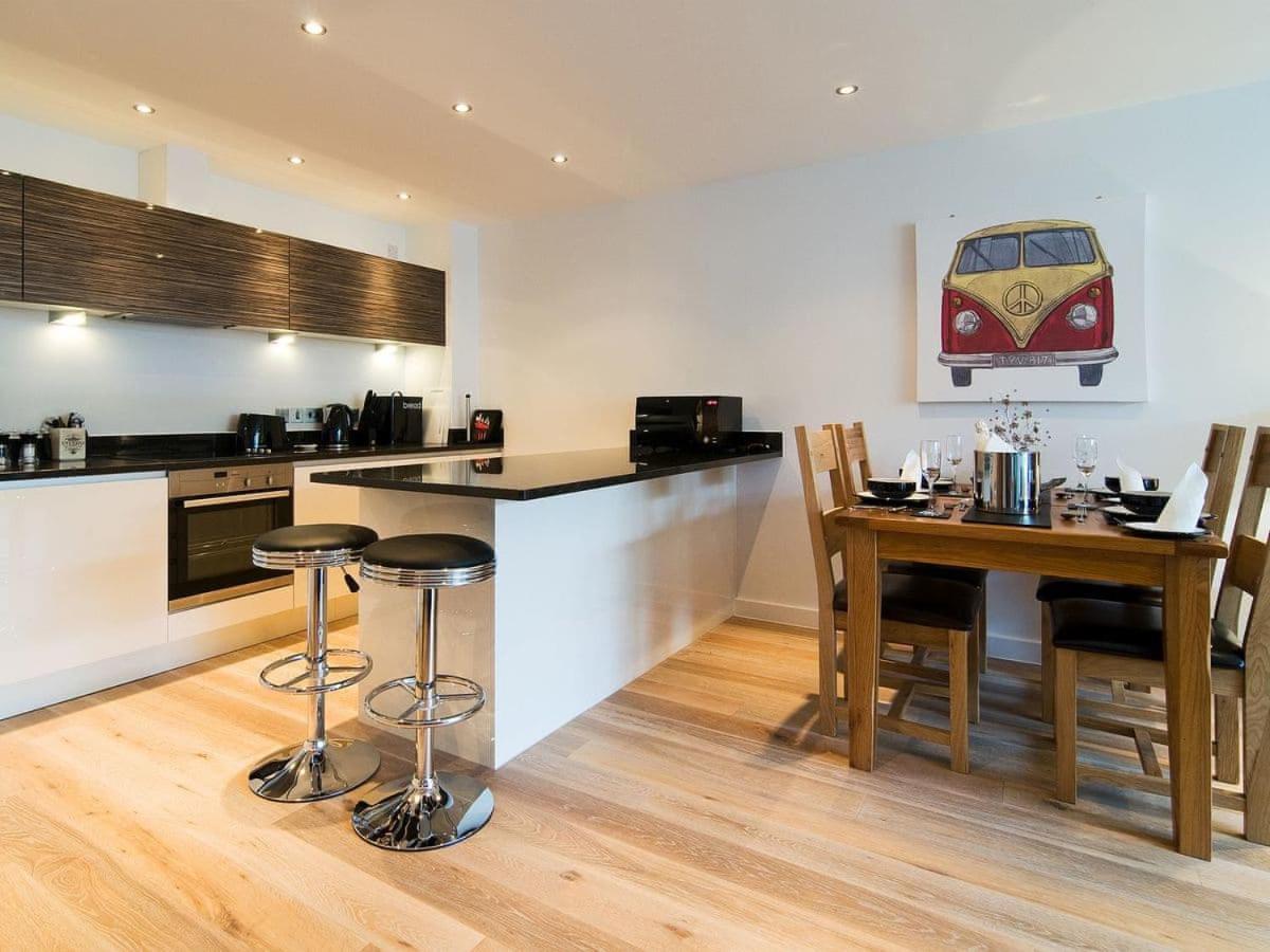 1 Cribbar Apartment *